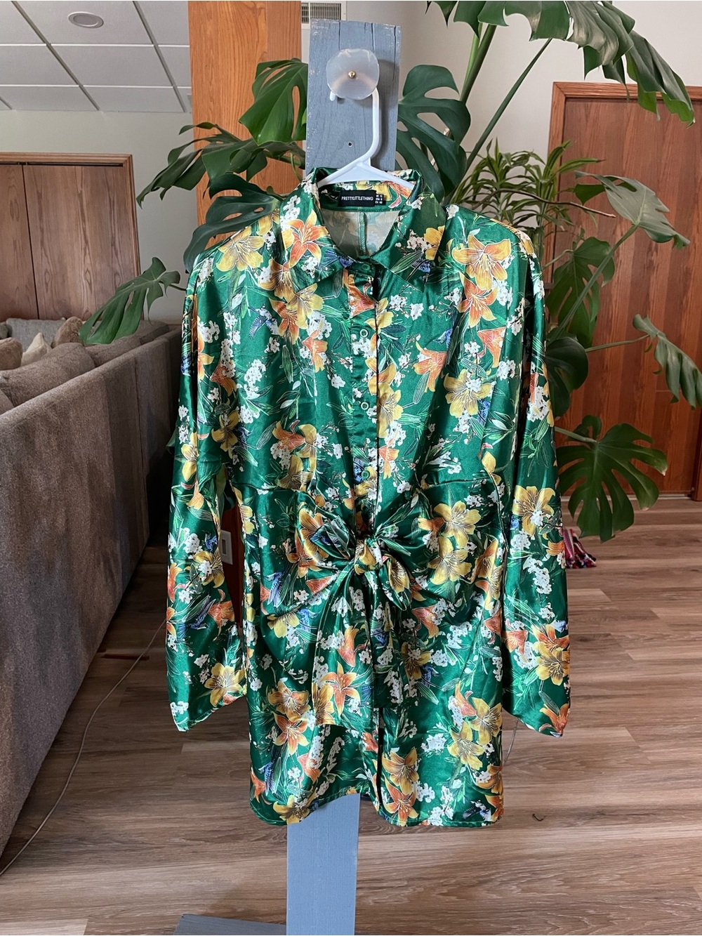 PrettyLittleThing Green Floral Tie-Front Mini Dress